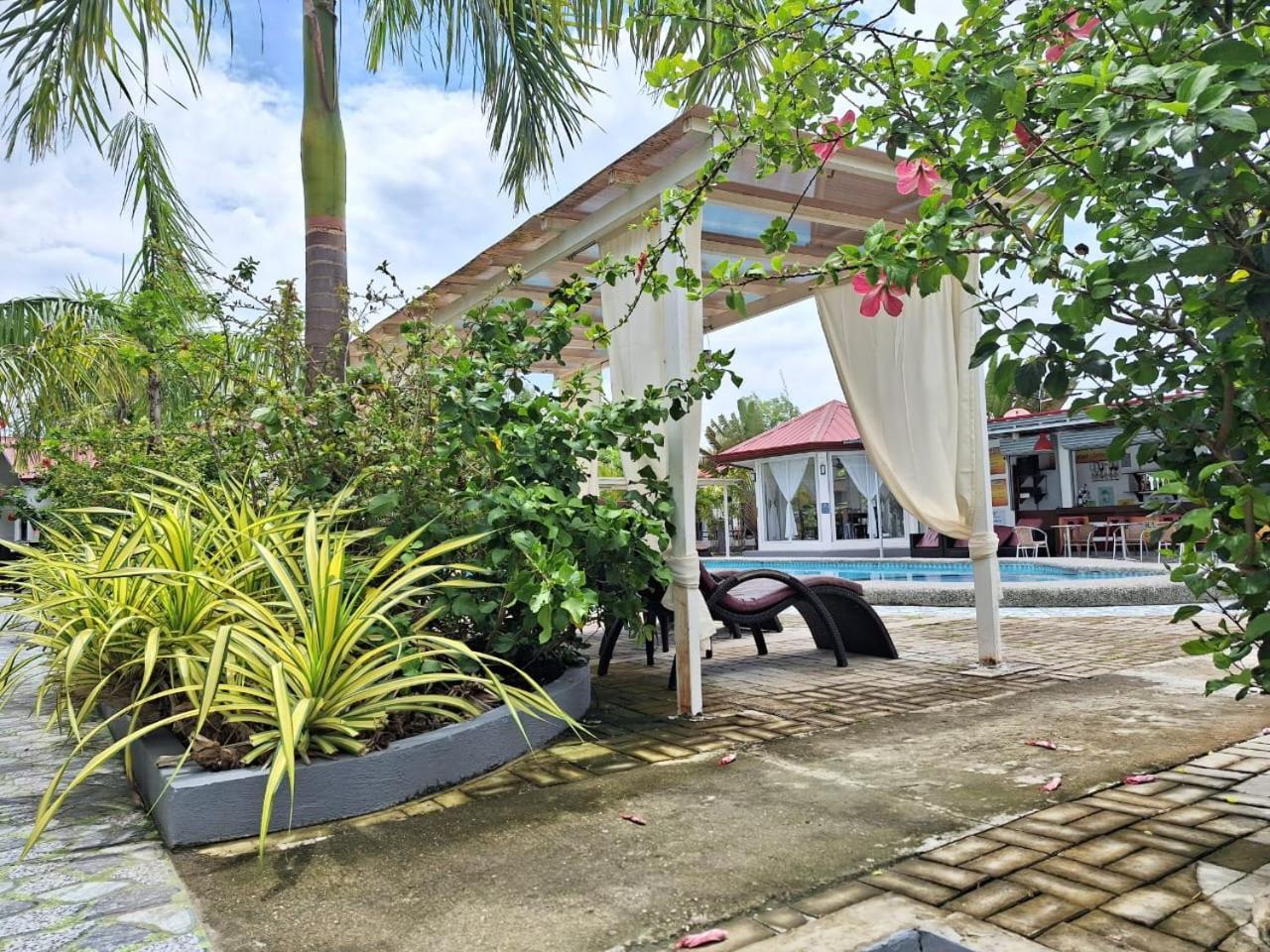 Garden Village Resort Moalboal Eksteriør billede